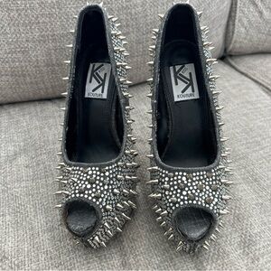Kiss Kouture Galaxy Spiked Peep Toe Stiletto Platform shoes. Ladies sz 7.5